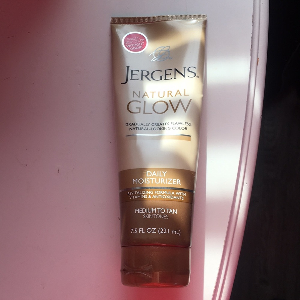 JERGENS Natural Glow Moisturizer